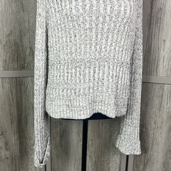 Free People Marled Ivory Twisted Cable Cropped Turtleneck Sweater women's L - Picture 4 of 12